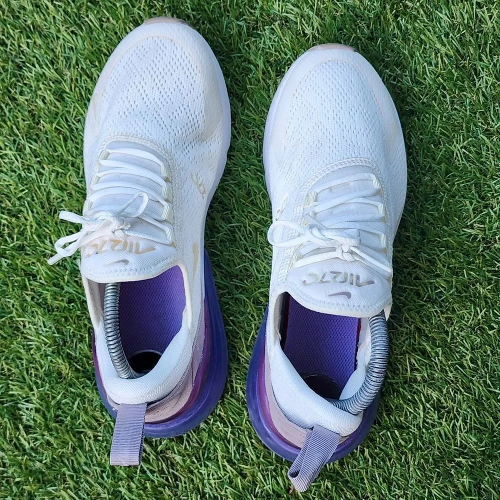 NIKE AIR MAX 270 - Women's Sneakers - SIZE 7.5